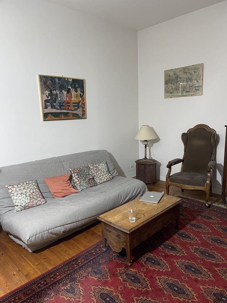 lot de meubles suite � succession 1000 Bordeaux (33)