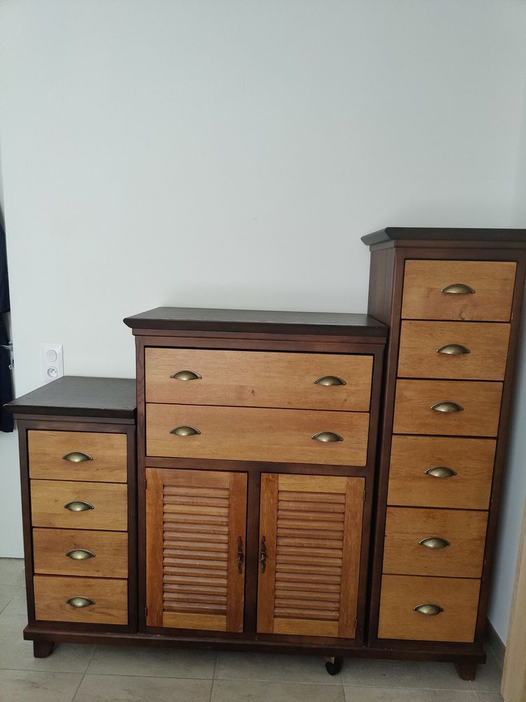 MEUBLES � TIROIRS 0 Saint-Pierre-de-Chandieu (69)