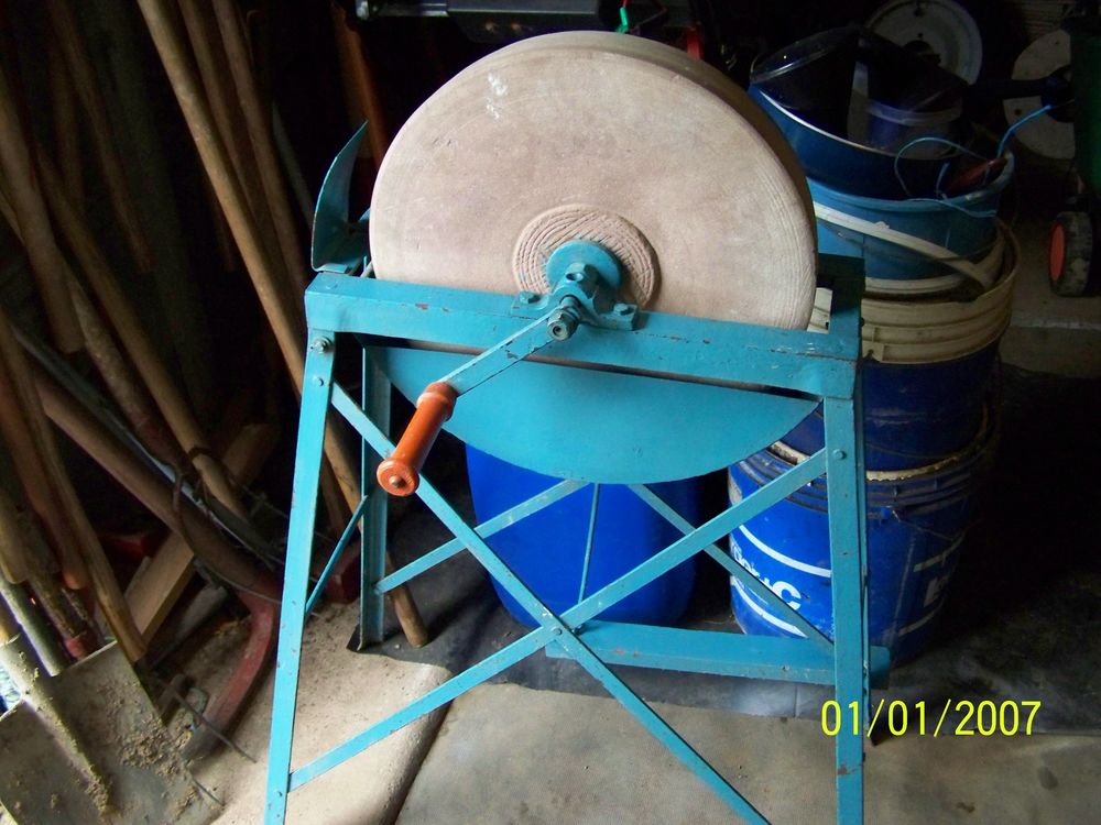 meule ancienne 50 D�sertines (03)