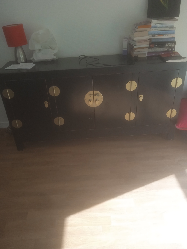 meuuble noir et laiton 75 Saint-Nazaire (44)