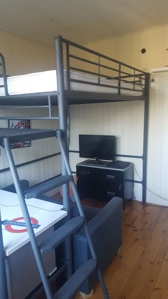 Lit mezzanine 140x200 150 Saint-Genest-Malifaux (42)