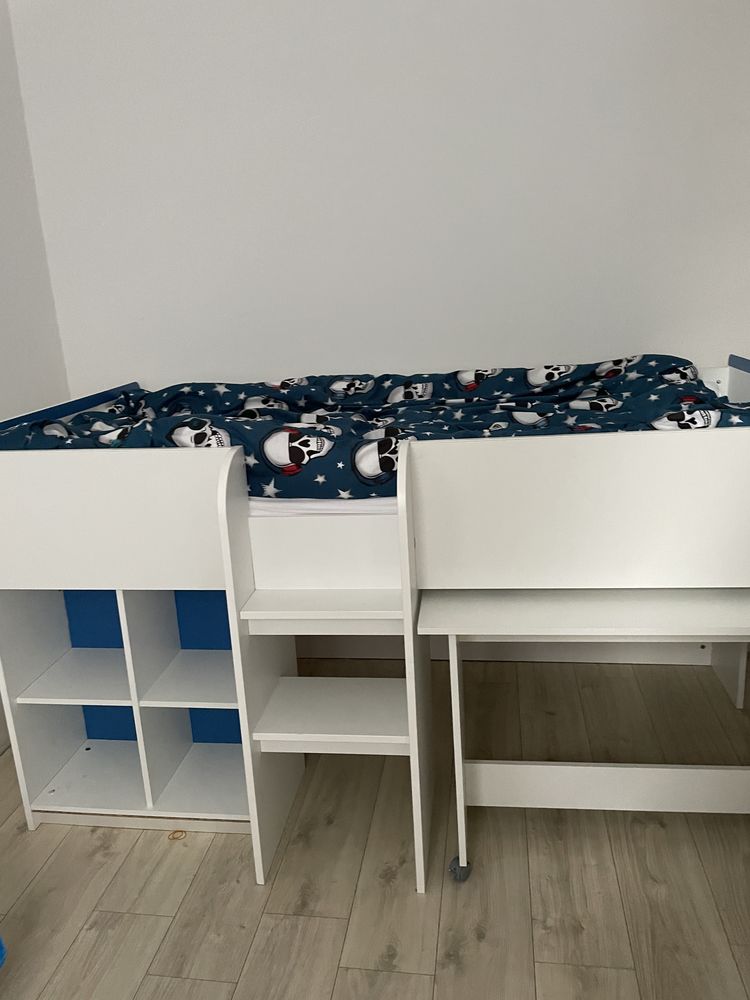 Lit mezzanine mi hauteur 250 Eaubonne (95)