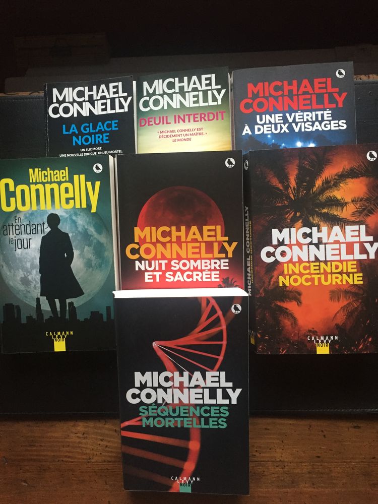 MICHAEL CONNELLY  lot de 7 volumes 65 Toulouse (31)