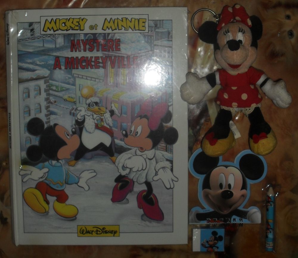 Lot Mickey et Minnie 20 Montreuil (93)