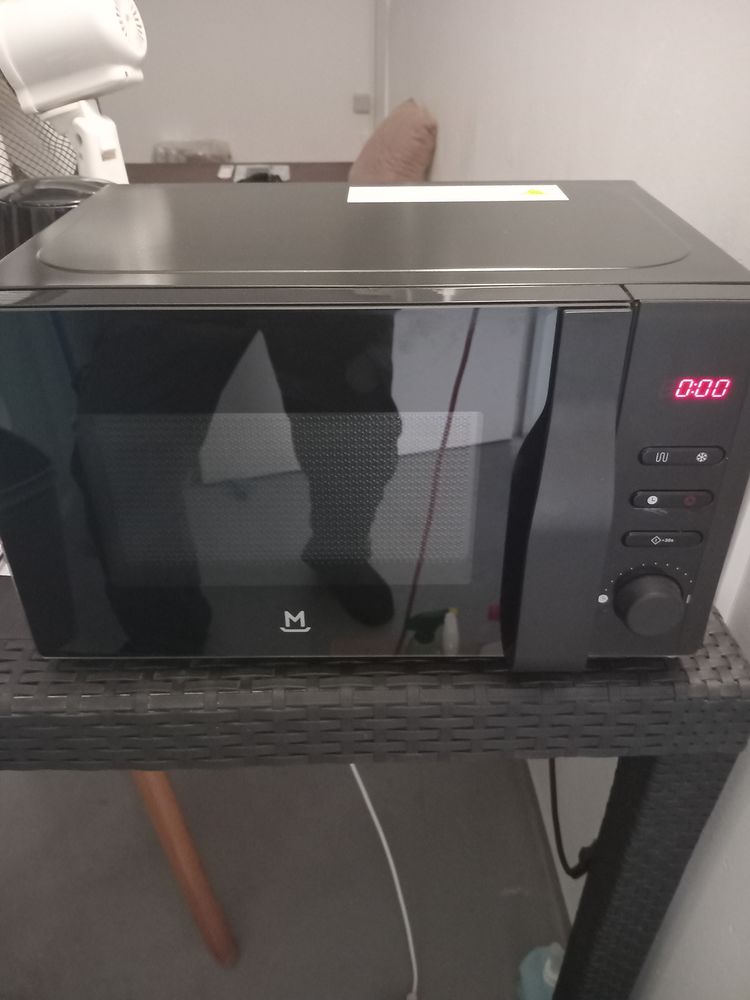 Micro onde �tat neuf 50 Martinique (97)