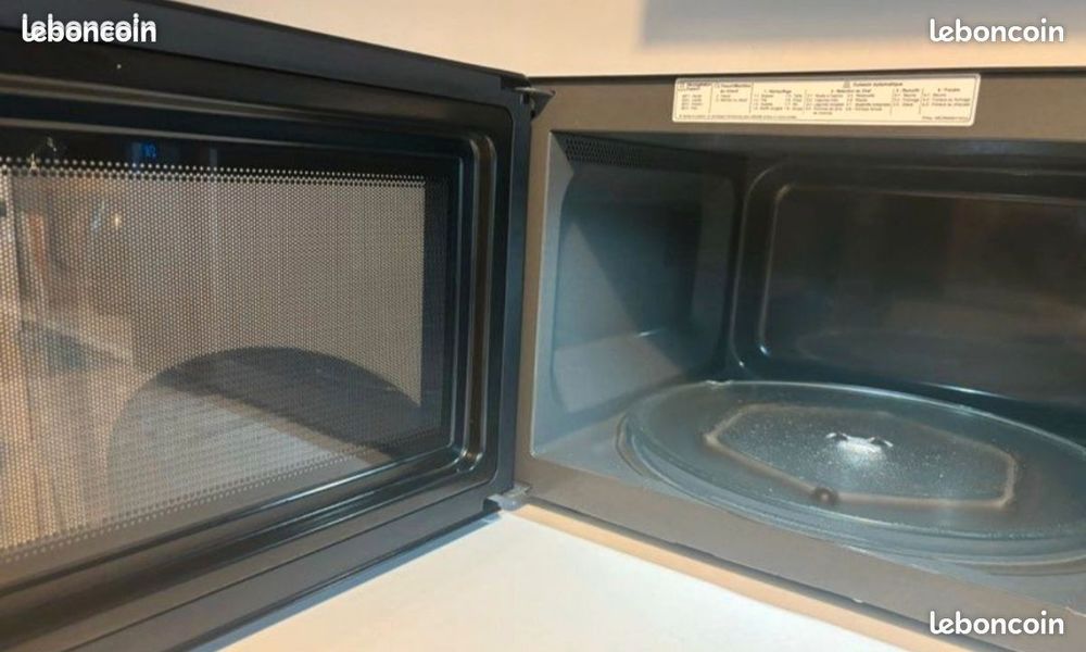 micro onde LG NEOCHEF grande capacit� pour bricoleur 
pi�ce 35 Thionville (57)