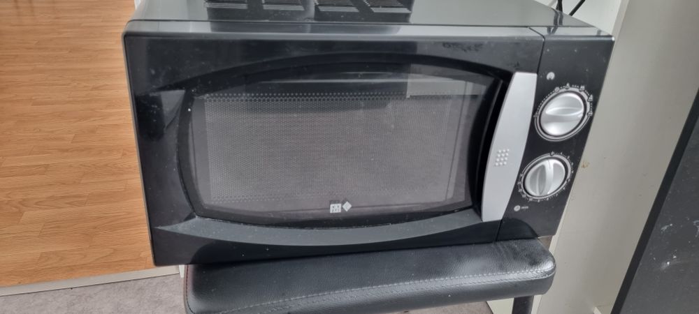 Micro Onde 40 Breuillet (91)