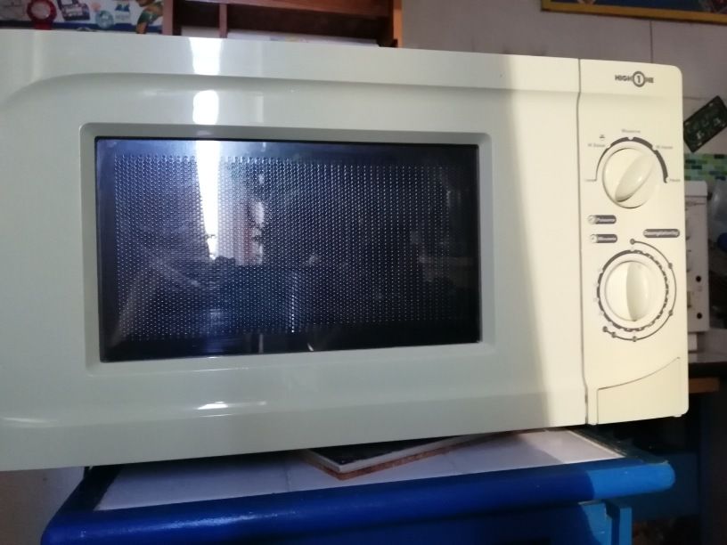 Micro onde 30 Paris 14 (75)