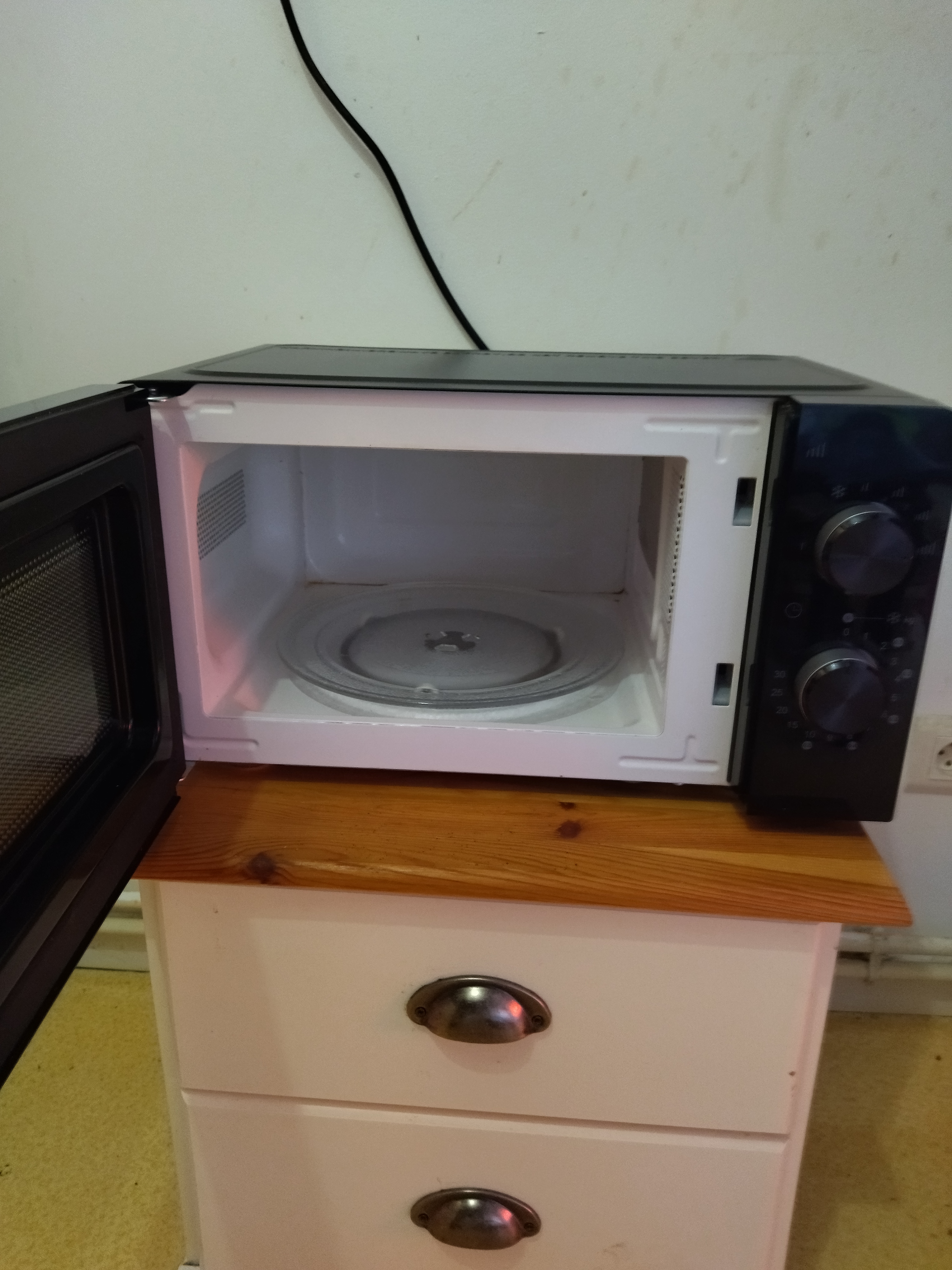 micro onde 30 Monesti�s (81)