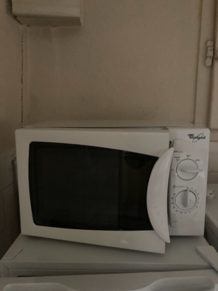 micro onde 30 L�tra (69)