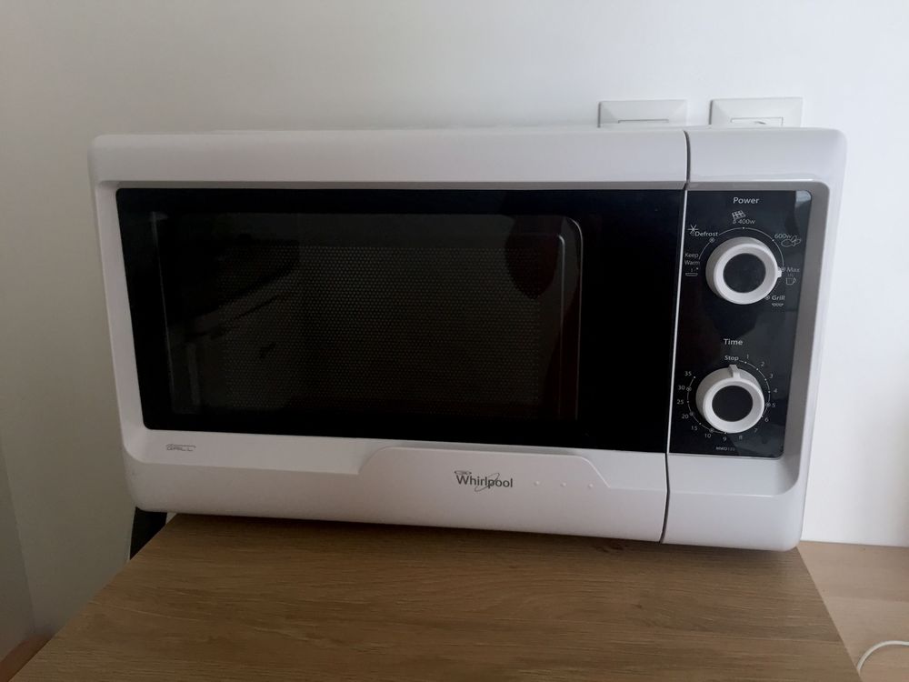 Micro ondes et grill Whirlpool -- 40 Lyon 6 (69)