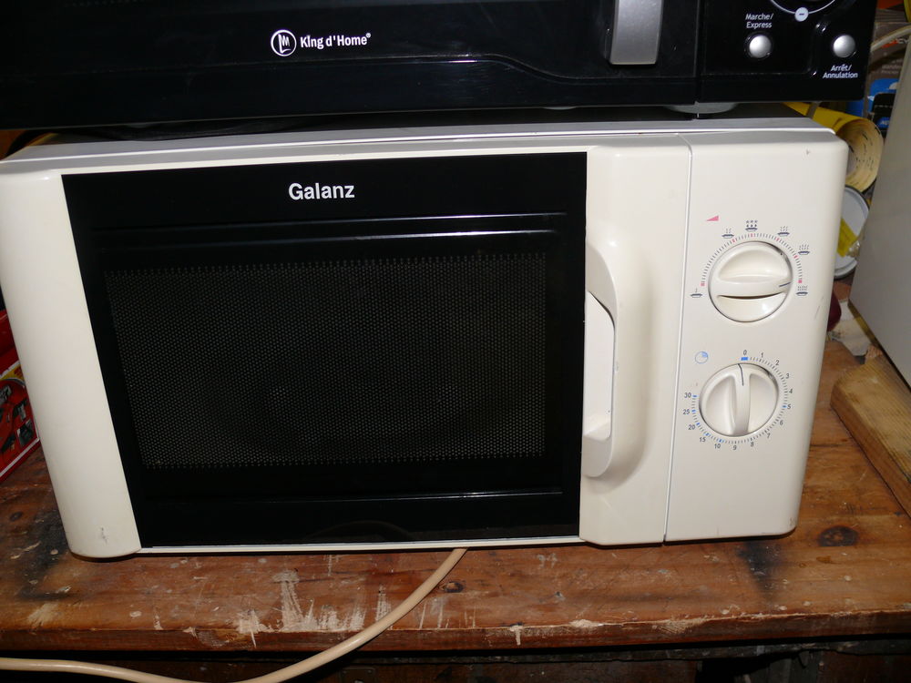 micro-ondes ( 2 mod�les au choix ). 28 � pi�ce. 28 Montigny-l�s-Metz (57)