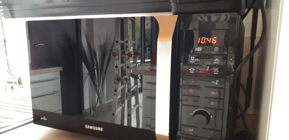 Micro ondes multifonctions 90 Le Lion-d'Angers (49)