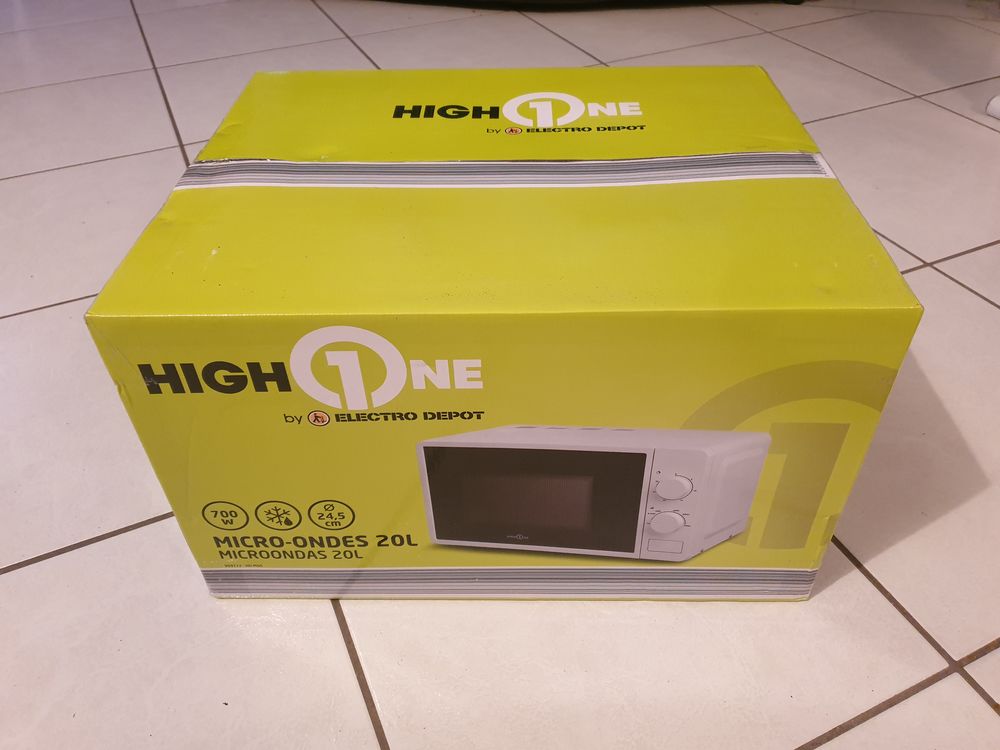Micro-ondes neuf emball� 30 Peltre (57)