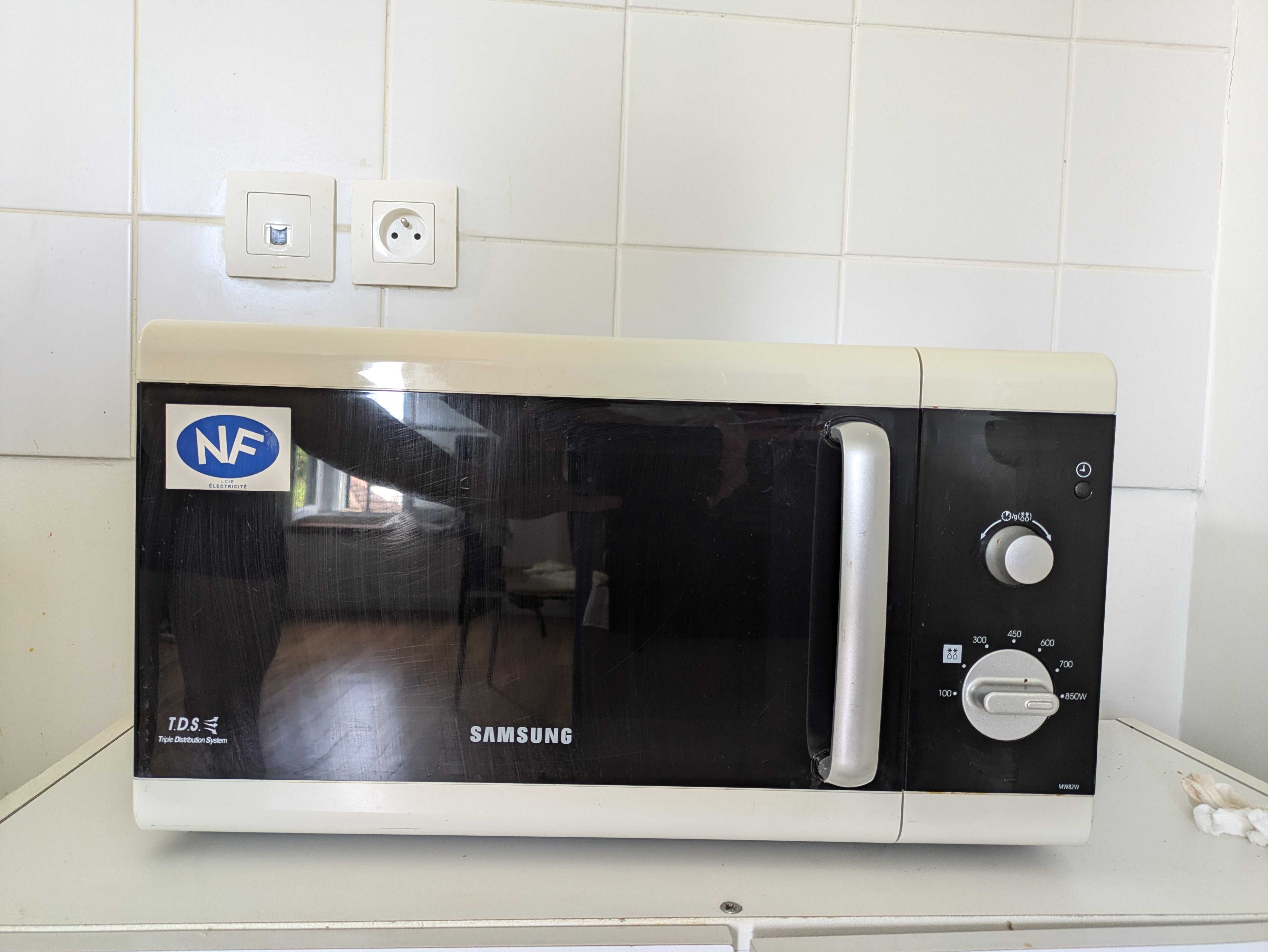 Micro ondes Samsung 30 Chelles (77)