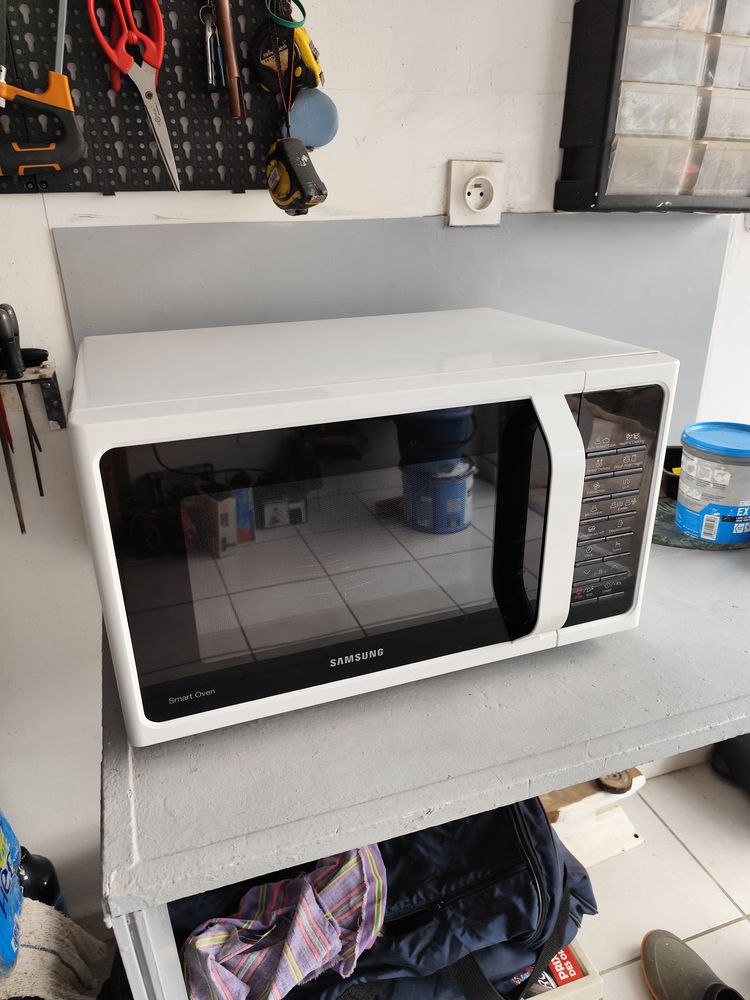 Micro-ondes 80 Pia (66)