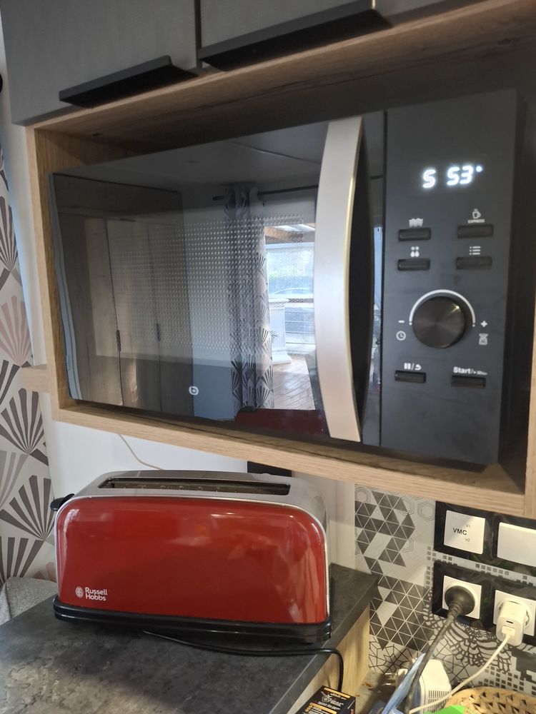 micro ondes 0 Pont-Aven (29)