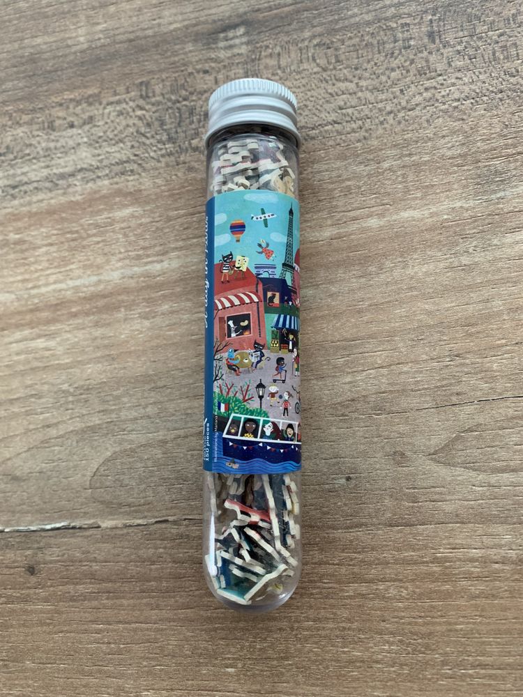 Micro Puzzle 150 pi�ces    A day in Paris    3 Saleilles (66)