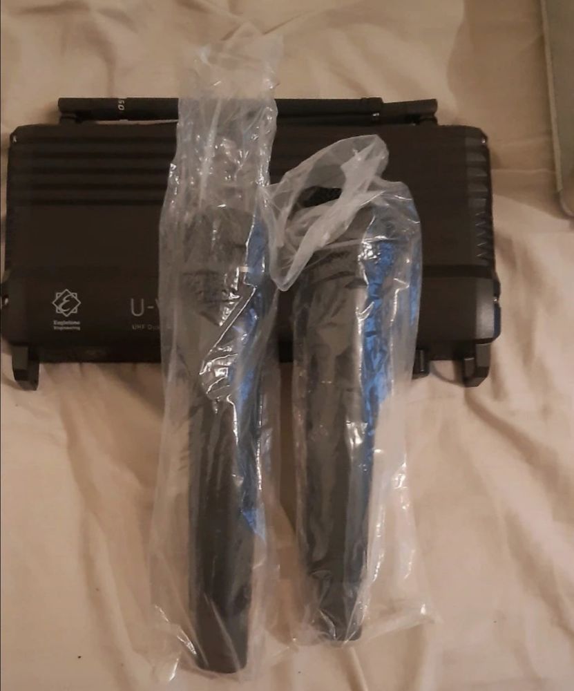 Micro sans fil professionnel u-voice 200 �tat neuf . 100 Montpellier (34)