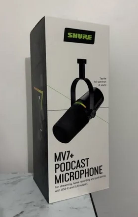 Microphone mv7+ neuf , jamais utiliser ni sortie du carton, tr�s bonne affaire, vendu 350� en magasin dans le m�me �tat 285 Lyon (69)