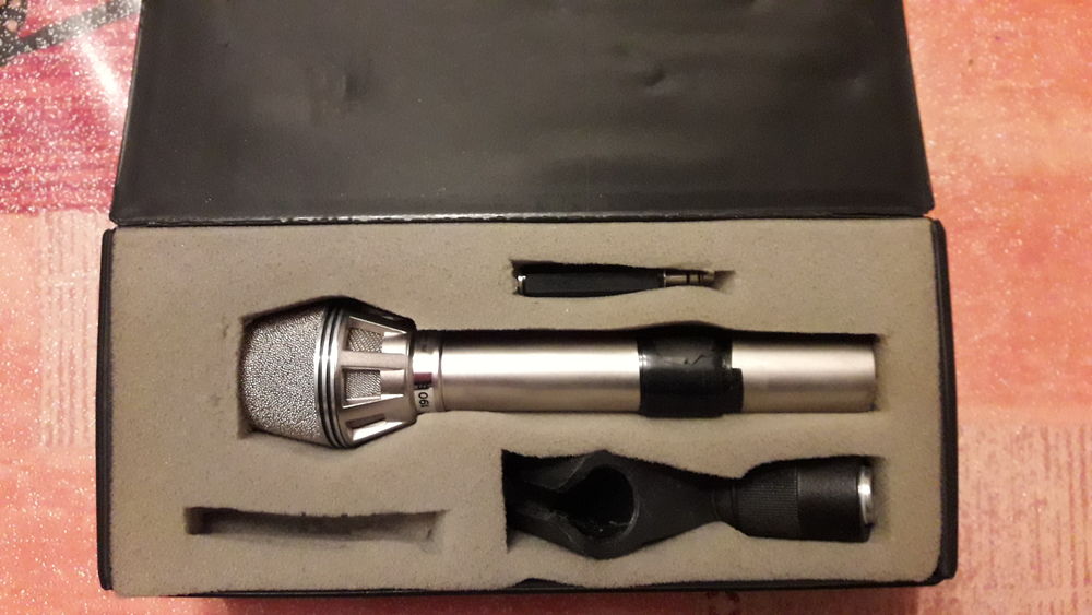 Microphone vintage AKG D 190 E 150 Menetou-R�tel (18)