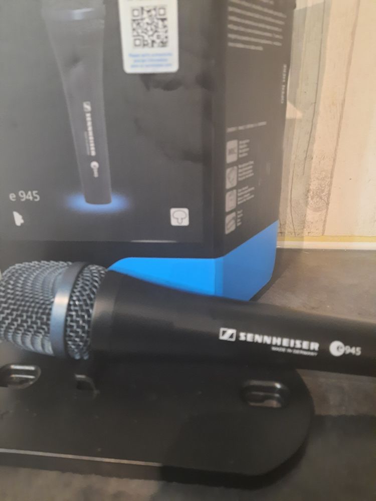 Micros Sennheisen E945 et Shure  Betta 57 ET 58 A Neuf 108 Seysses (31)