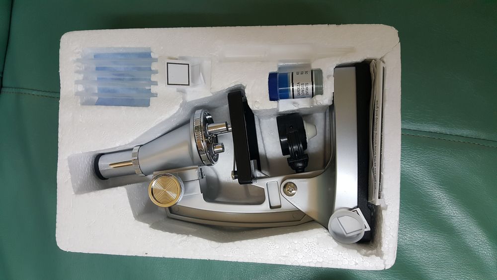 Microscope pour enfants 10 Saint-Paul-en-Pareds (85)