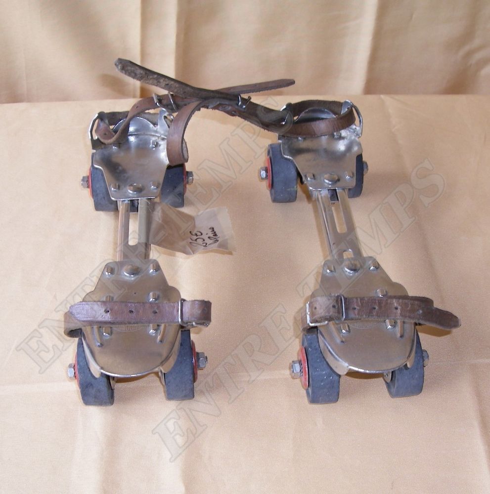 MIDONN PATINS A ROULETTES 1950/60 VINTAGE 20 Sergines (89)