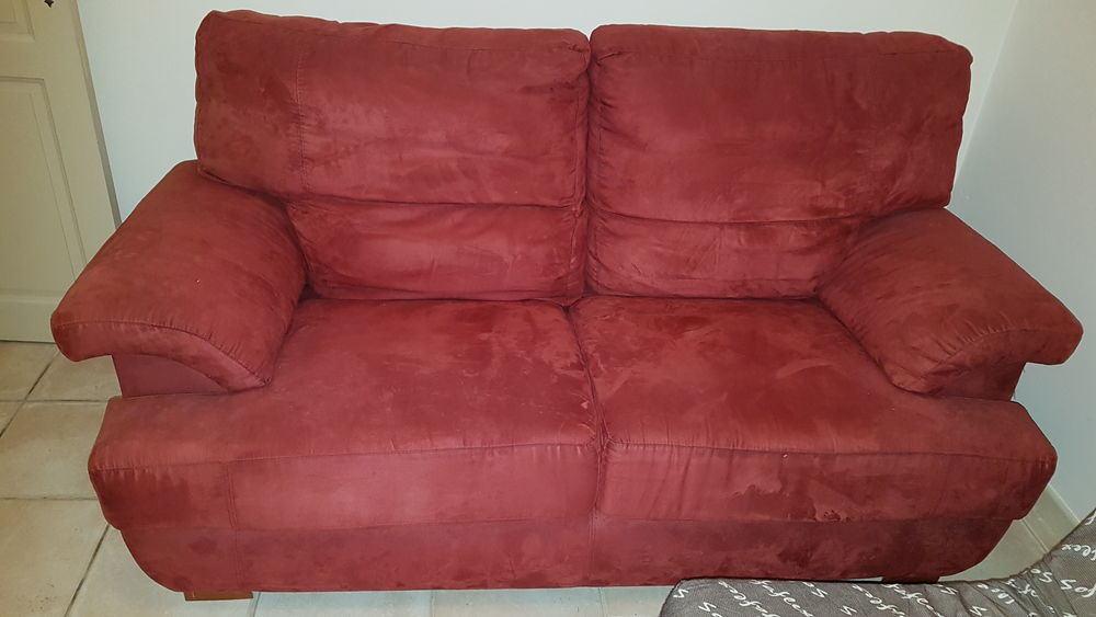 Mignon et confortable canap� 80 L'Isle-sur-la-Sorgue (84)