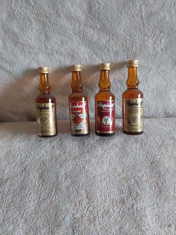 4 mignonnettes de ST RAPHAEL 13 Lyon 8 (69)