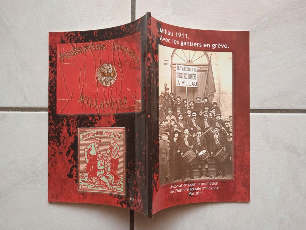 Millau 1911 avec les gantiers en gr�ve 3 Rodez (12)