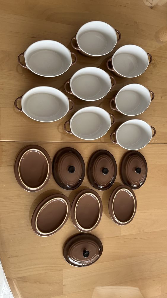 LOT DE 8 MINI COCOTTES OVALES AVEC COUVERCLES 12 Noyal-sur-Vilaine (35)