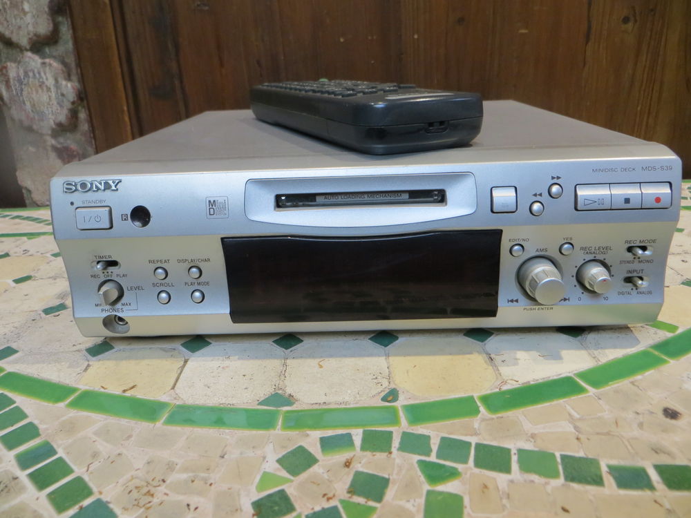 AV  Mini Disque de Salon SONY 110 Paris 8 (75)