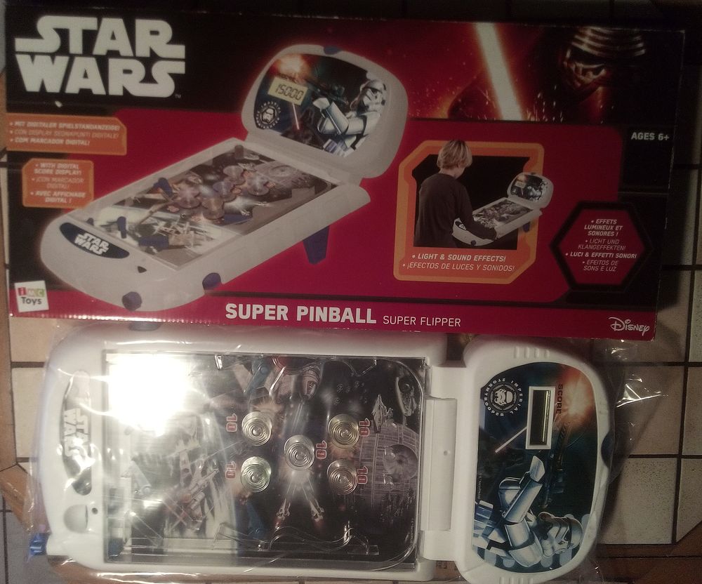 Mini flipper Star Wars 10 Montpellier (34)