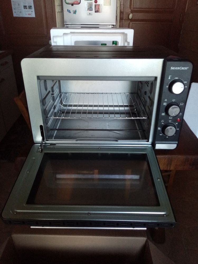 Mini four gril tourne broche 1500 watt norme CE 70 Maizi�res-la-Grande-Paroisse (10)