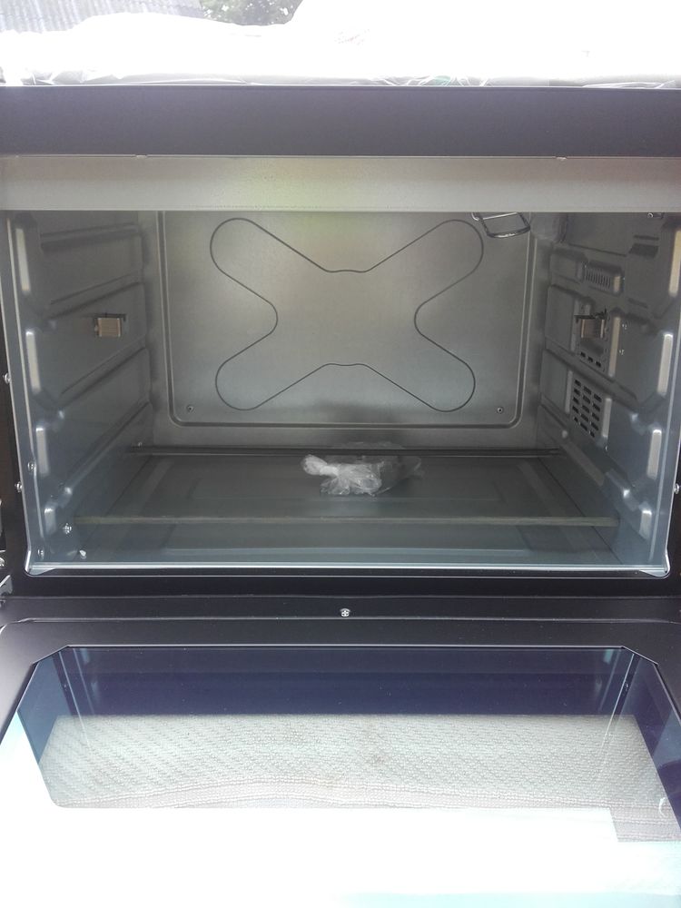 mini four THOMPSON neuf jamais servi. 120 Pommerit-le-Vicomte (22)