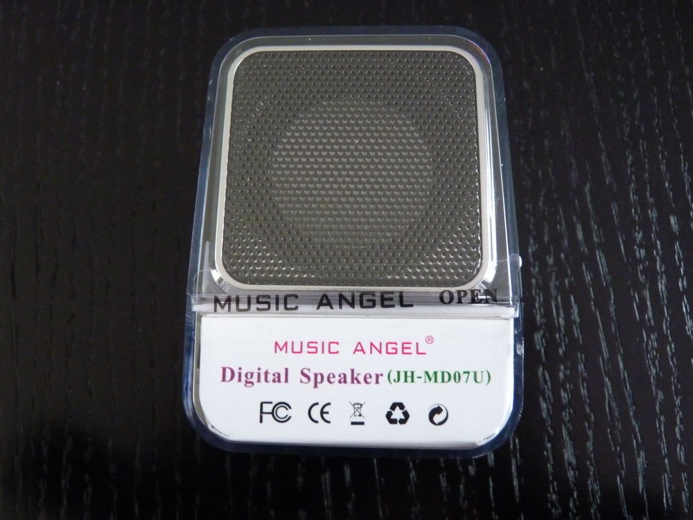 Mini Haut Parleur 
15 Toulouse (31)