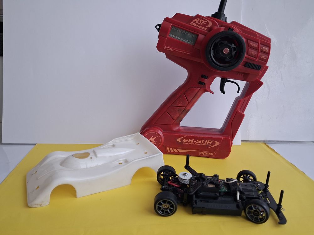 Mini Z Kyosho 170 Montcel (73)