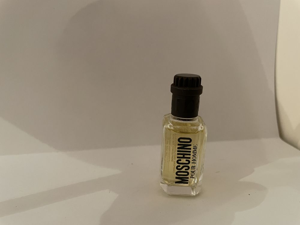 Mini miniature collection parfum Moschino 8 Bures-sur-Yvette (91)