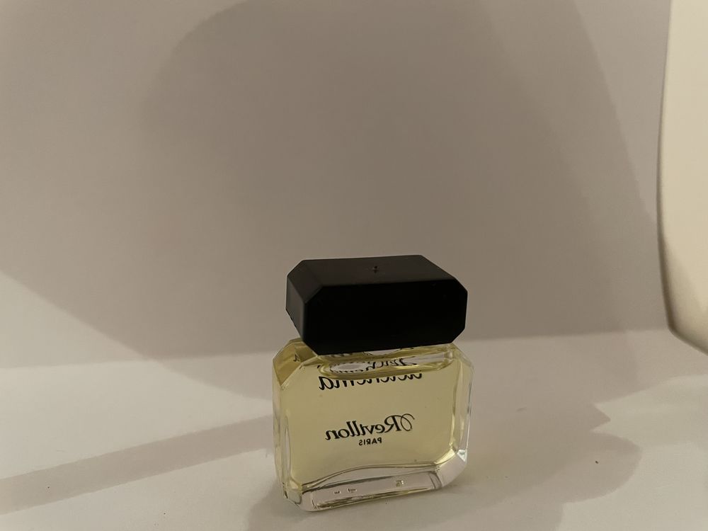 Mini miniature collection parfum Detchema 7 Bures-sur-Yvette (91)