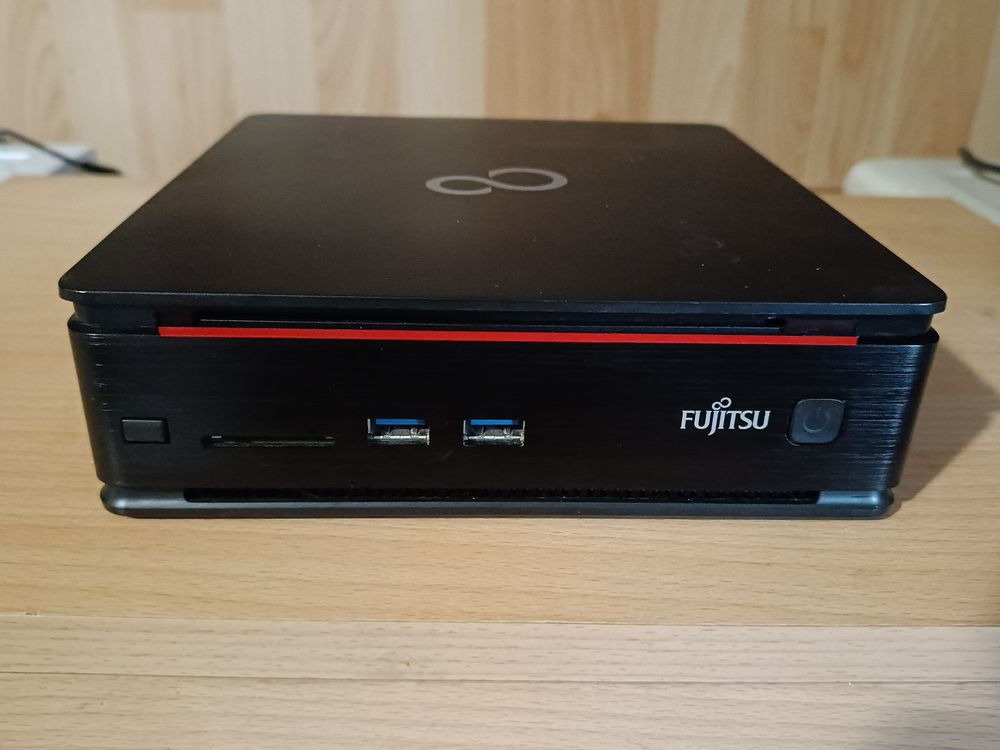 Mini Ordinateur Fujitsu 70 Castanet-Tolosan (31)