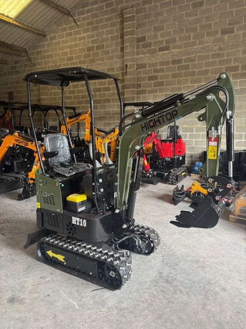 MINI PELLE NEUVE. 4600 Belley (01)