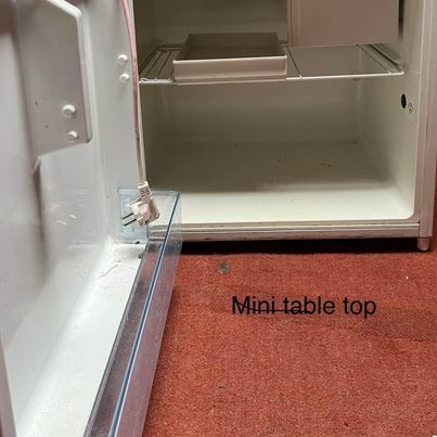 mini r�frig�rateur. 50 Saint-Denis (93)