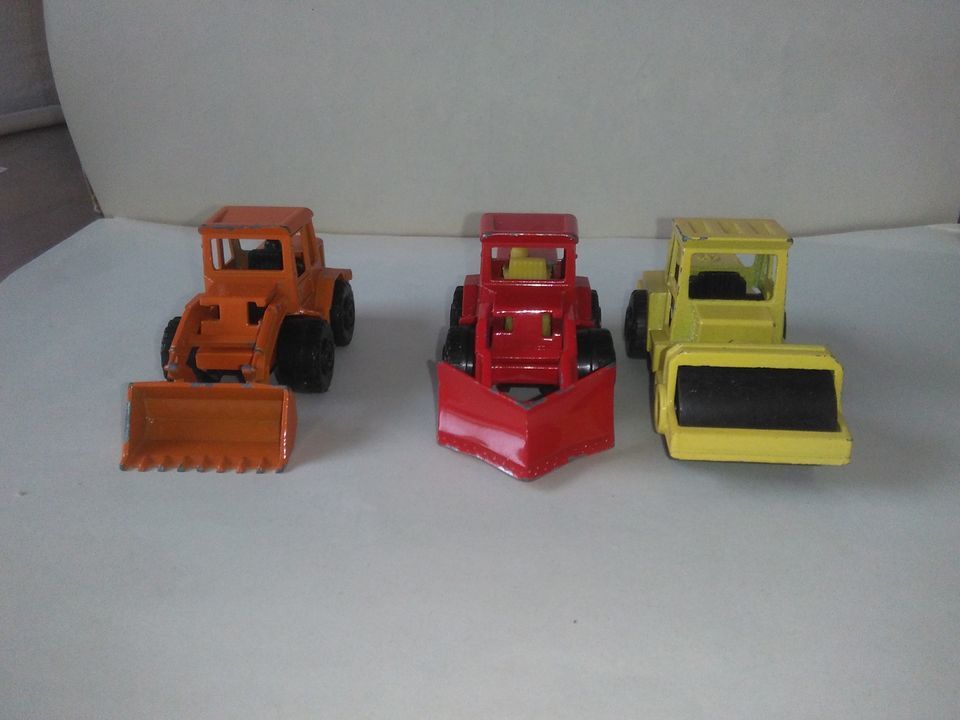 MINI VOITURES MAJORETTE ANCIENNES BAISSE DES PRIX COLLECTION 1 Amiens (80)