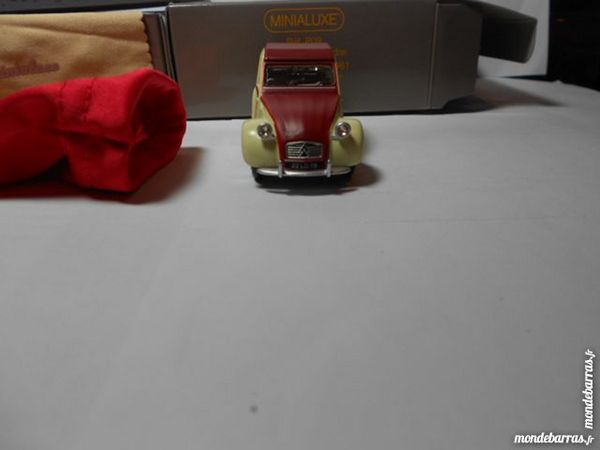 Miniature 1/43�me CITRO�N 2CV 1961 MINIALUXE 52 Montauban (82)