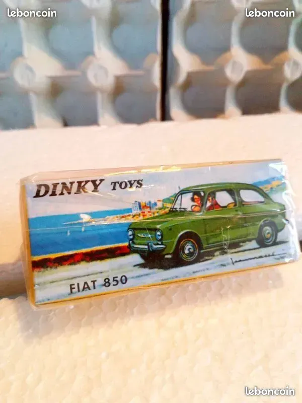 MINIATURE DINKY TOYS 20 Valleiry (74)