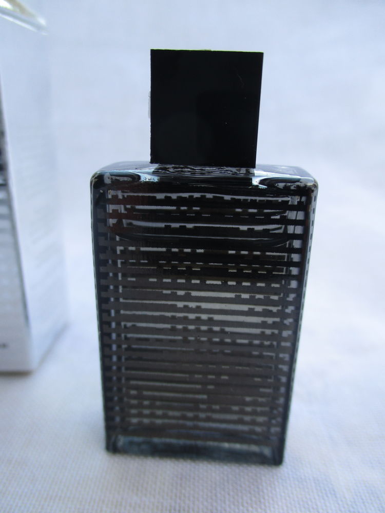 Miniature d'EDT Intense  Burberry Brit Rhythm - For Him  15 La Fert�-Alais (91)