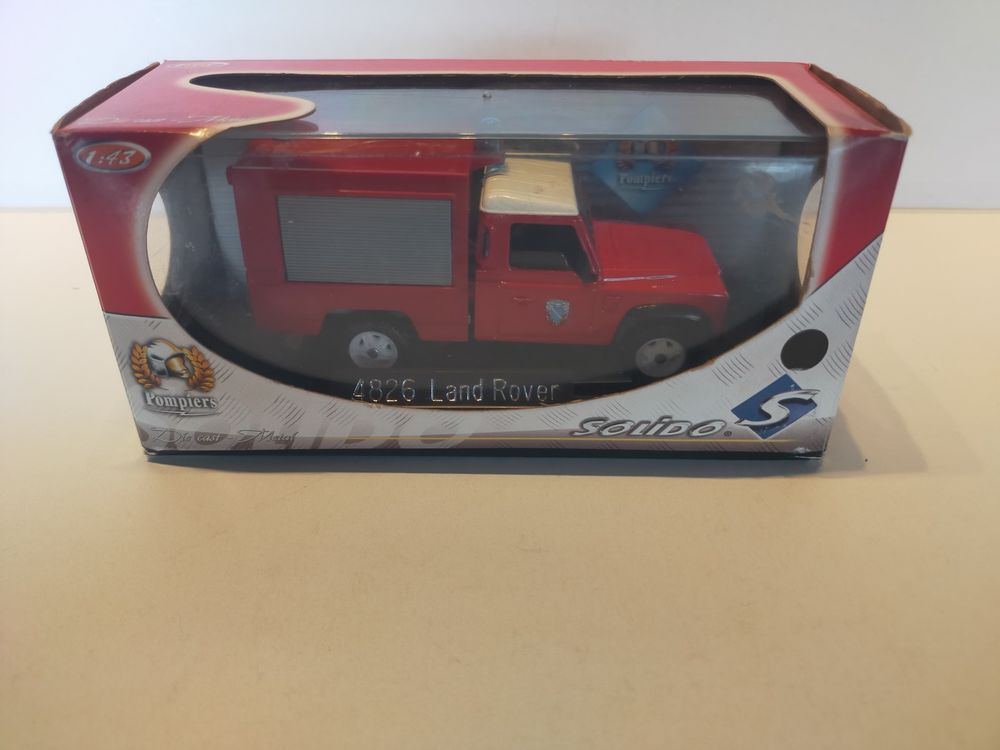 miniature Land Rover pompiers 1/43e
10 Mirecourt (88)