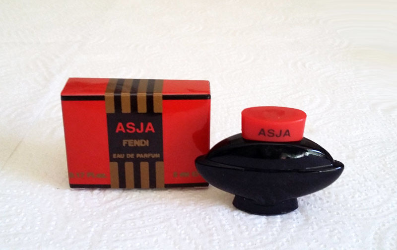 Miniature parfum Asja de Fendi 7 Cagnes-sur-Mer (06)