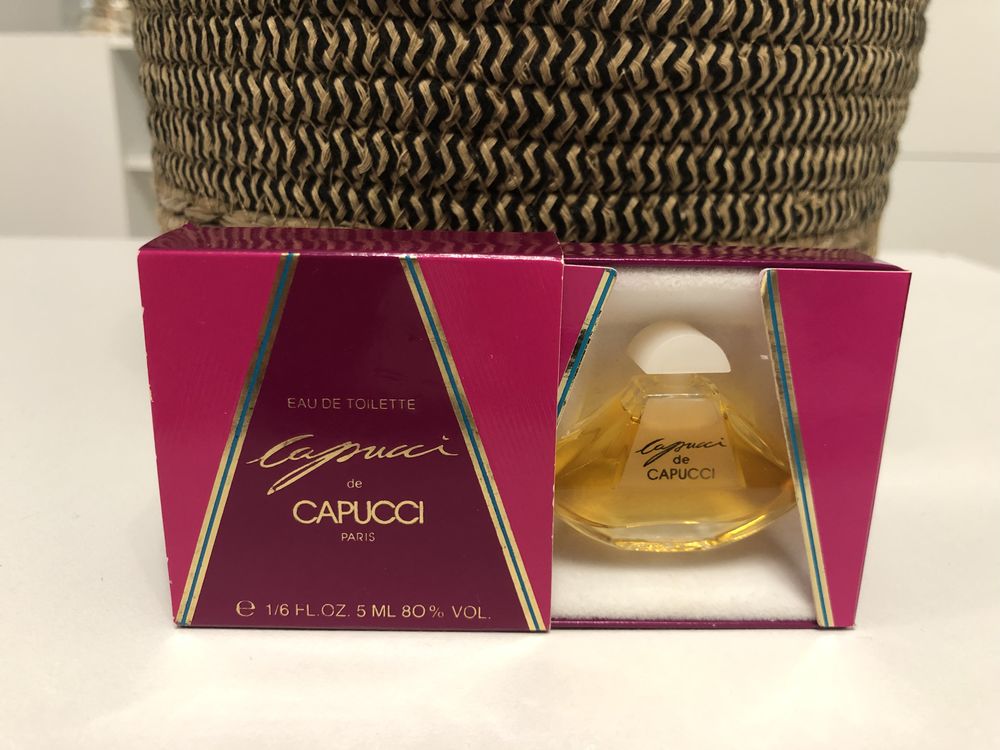 Miniature de parfum Capucci 6 Charbonni�res-les-Bains (69)